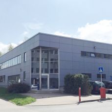 Fertigungshalle mit Büro- u. Sozialtrakt mit ca. 1.770 m² Nutzläche/ca. 4.800 m² Grundstück in Zentrumslage von Chemnitz